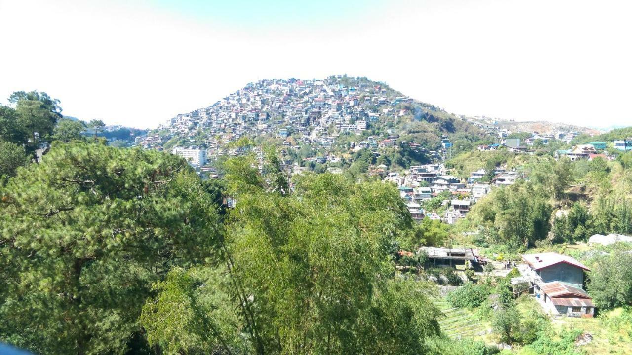 Courtyards Peak-Corner Pinestay - At Goshenland Baguio バギオ エクステリア 写真