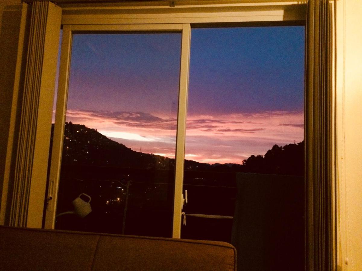Courtyards Peak-Corner Pinestay - At Goshenland Baguio バギオ エクステリア 写真